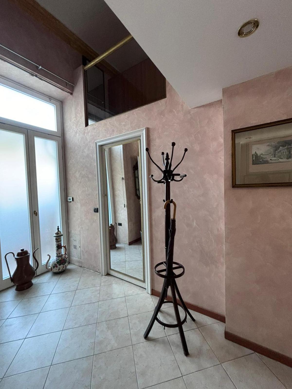 Splendido Appartamento XVIII Secolo Turin Exterior photo